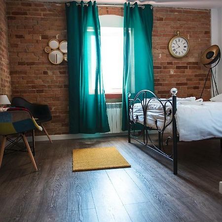 Leon'S Rooms Жари Екстер'єр фото