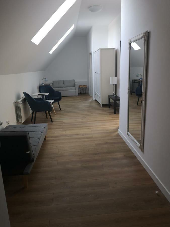 Leon'S Rooms Жари Екстер'єр фото